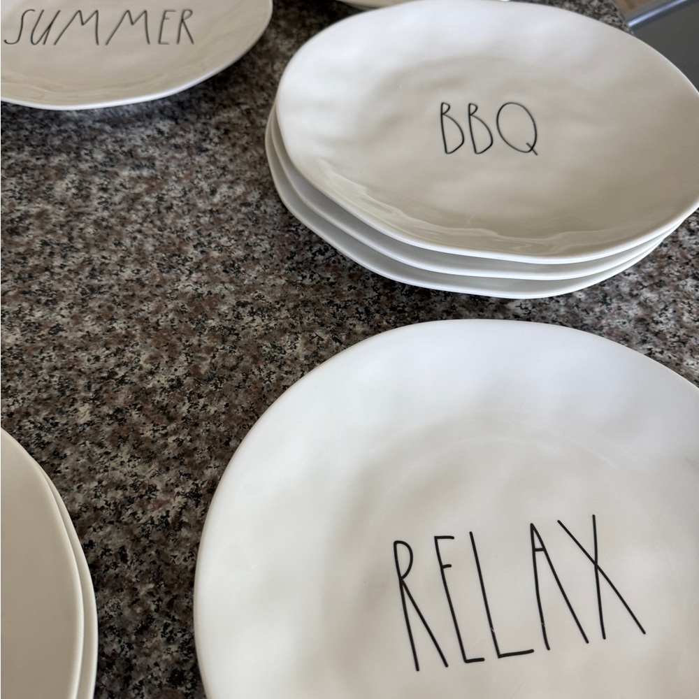 Rae Dunn Dinner Plate Set - Picture 3 of 5